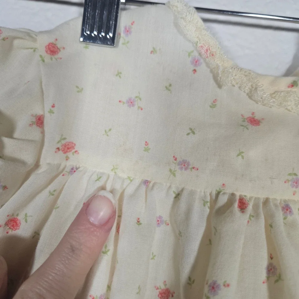 Vtg Floral Baby Dress 6-9M Cream Lace Trim USA Retro Easter‎ Church Spring